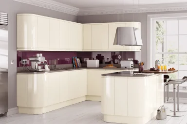 Lucente handleless kitchen in Gloss Cream, fitted room view (alternative view)