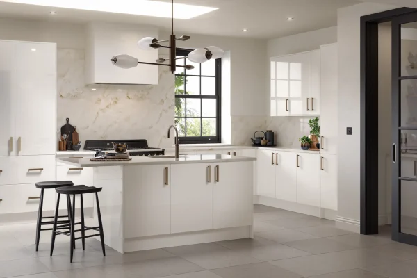 kitchen-door-ora-gloss-slab-white-main-1 Ora slab kitchen in Gloss White, fitted room view