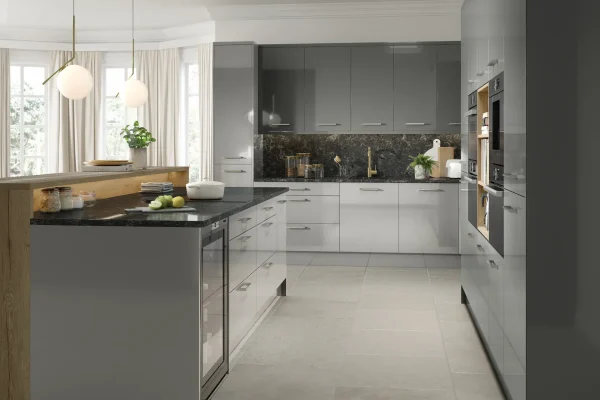 Venice kitchen in Gloss Dust Grey, fitted room view