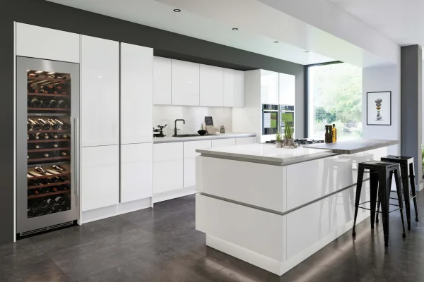 kitchen-door-zur-gloss-glacier-white-main-1 Zur kitchen in Gloss Glacier White, fitted room view