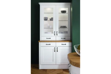 Oxford kitchen in White, fitted room view (alternative view)