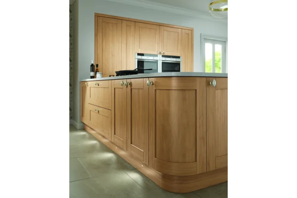 Cambridge kitchen in Real Oak, fitted room view